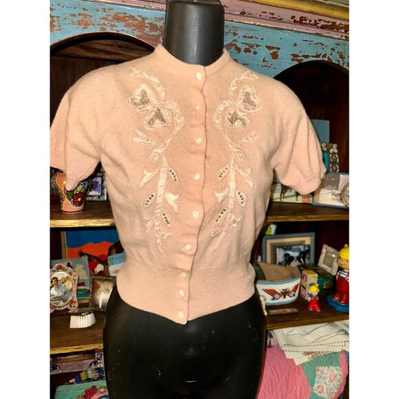 VINTAGE PEACH BALMORAL CASHMERE RHINESTONES & RIBBON TRIM CARDIGAN SWEATER - Picture 1 of 11